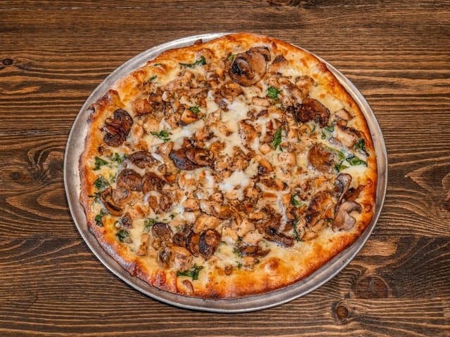 14" Alfredo Pizza.
